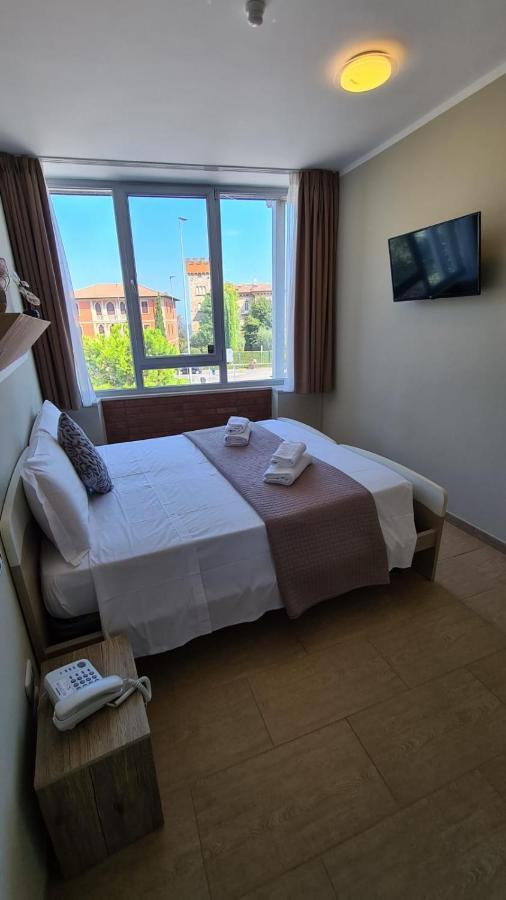 Atico Hotel Desenzano del Garda Exterior photo
